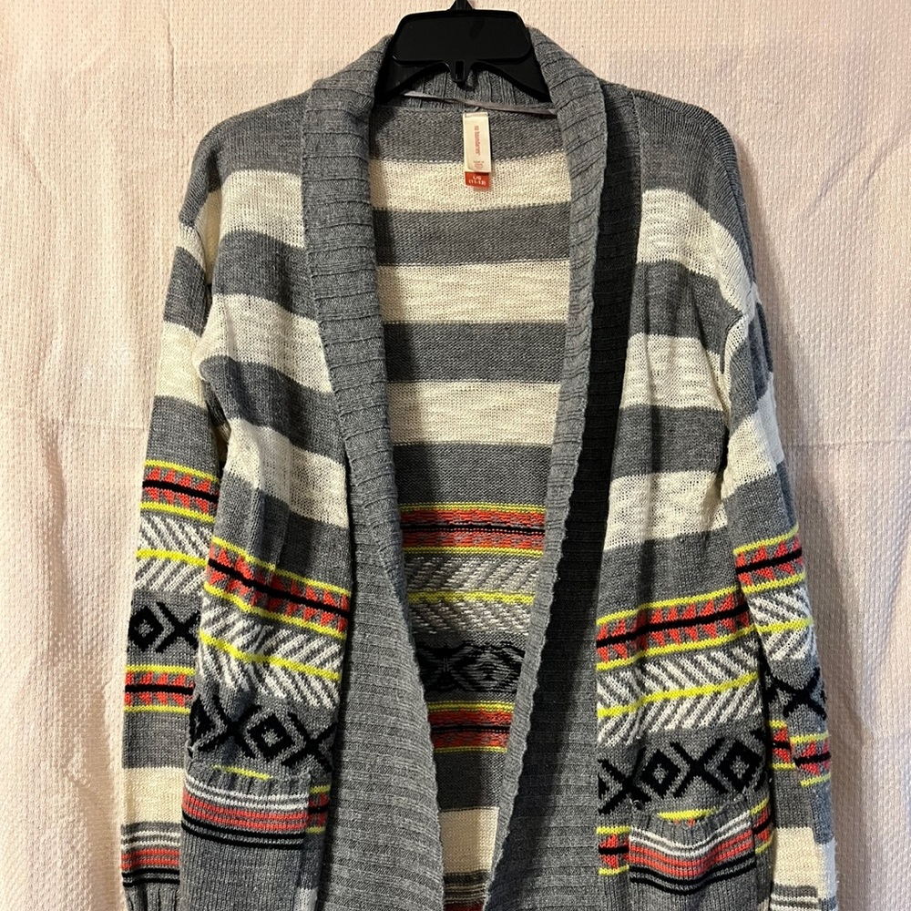 Aztec Print Open-Front Cardigan with Pockets